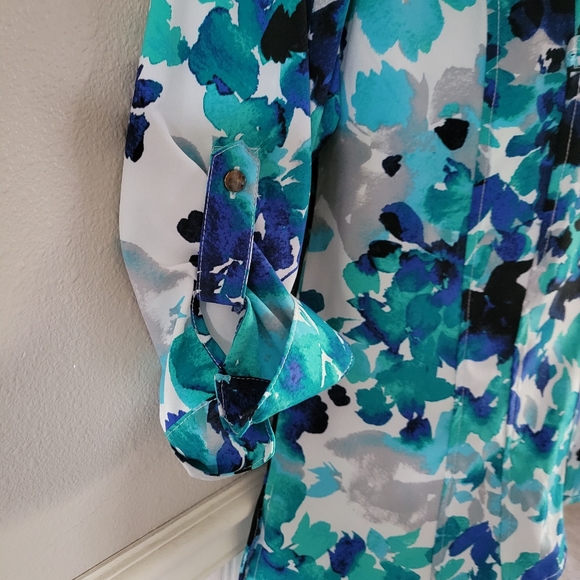 Print Button Down Laura Scott Tuxedo Blouse Green Blue Print Roll Tab Sleeve L - Picture 3 of 7